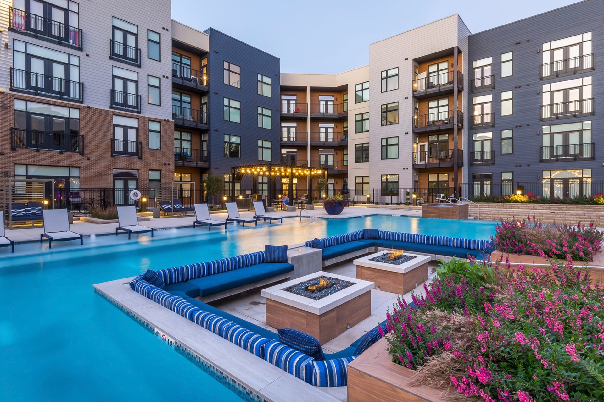225 Sycamore Wichita Ks Apartments Delano District