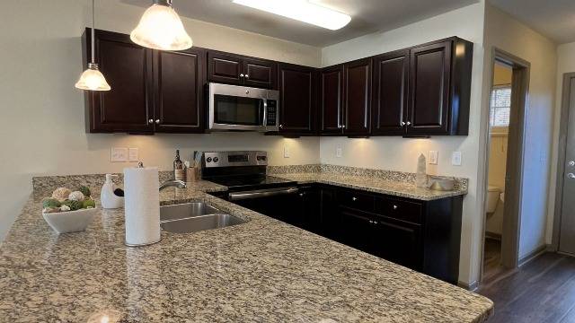 Crawford Edge Townhome Kitchen