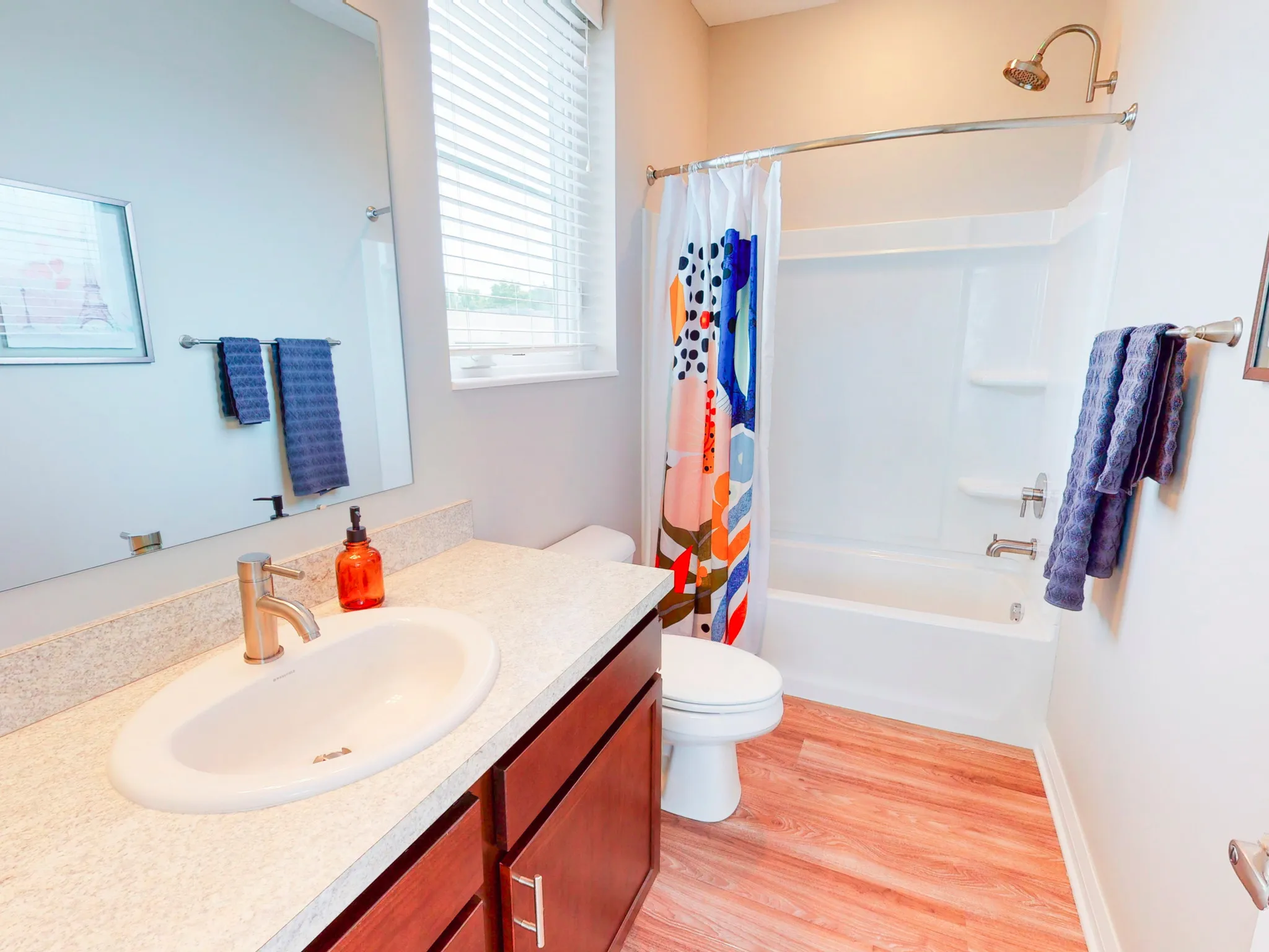 Photos Graceland Flats Apartments in Clintonville, OH Find your