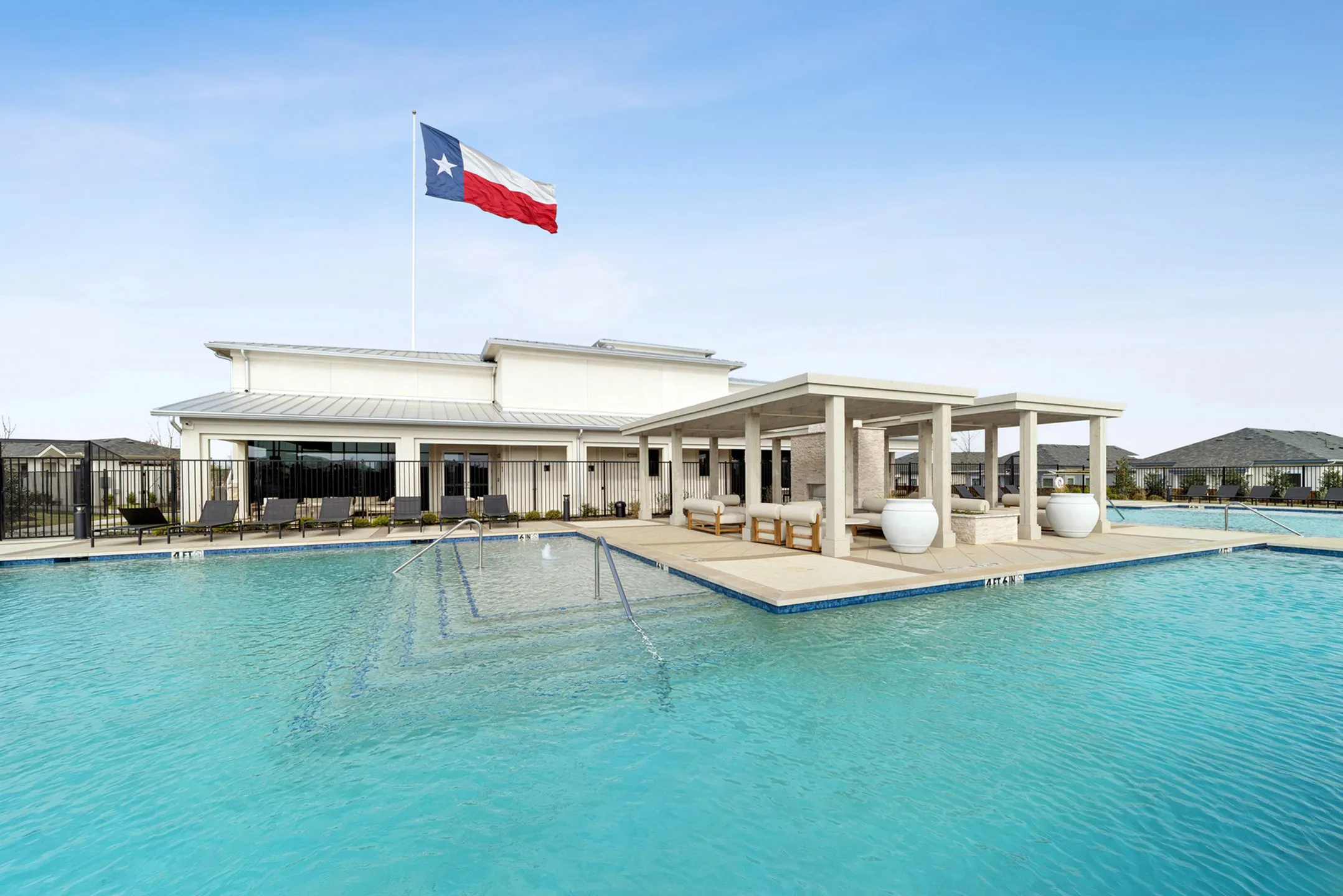 The Luxe Of Denton apartment photo