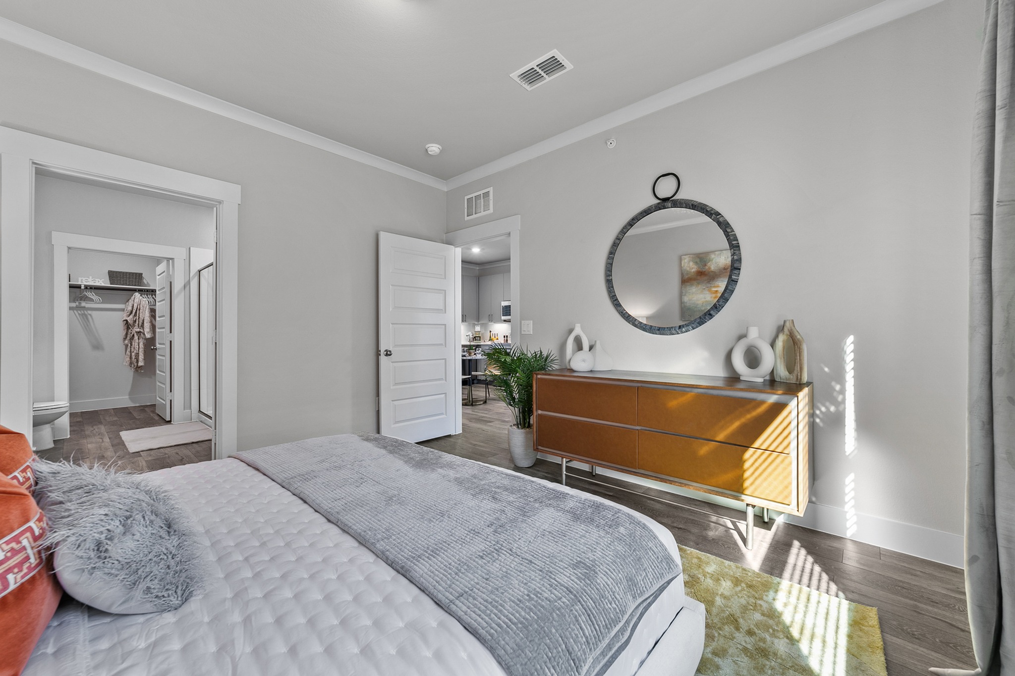 Photos & Tours The Estates of McKinney McKinney, TX Apartments