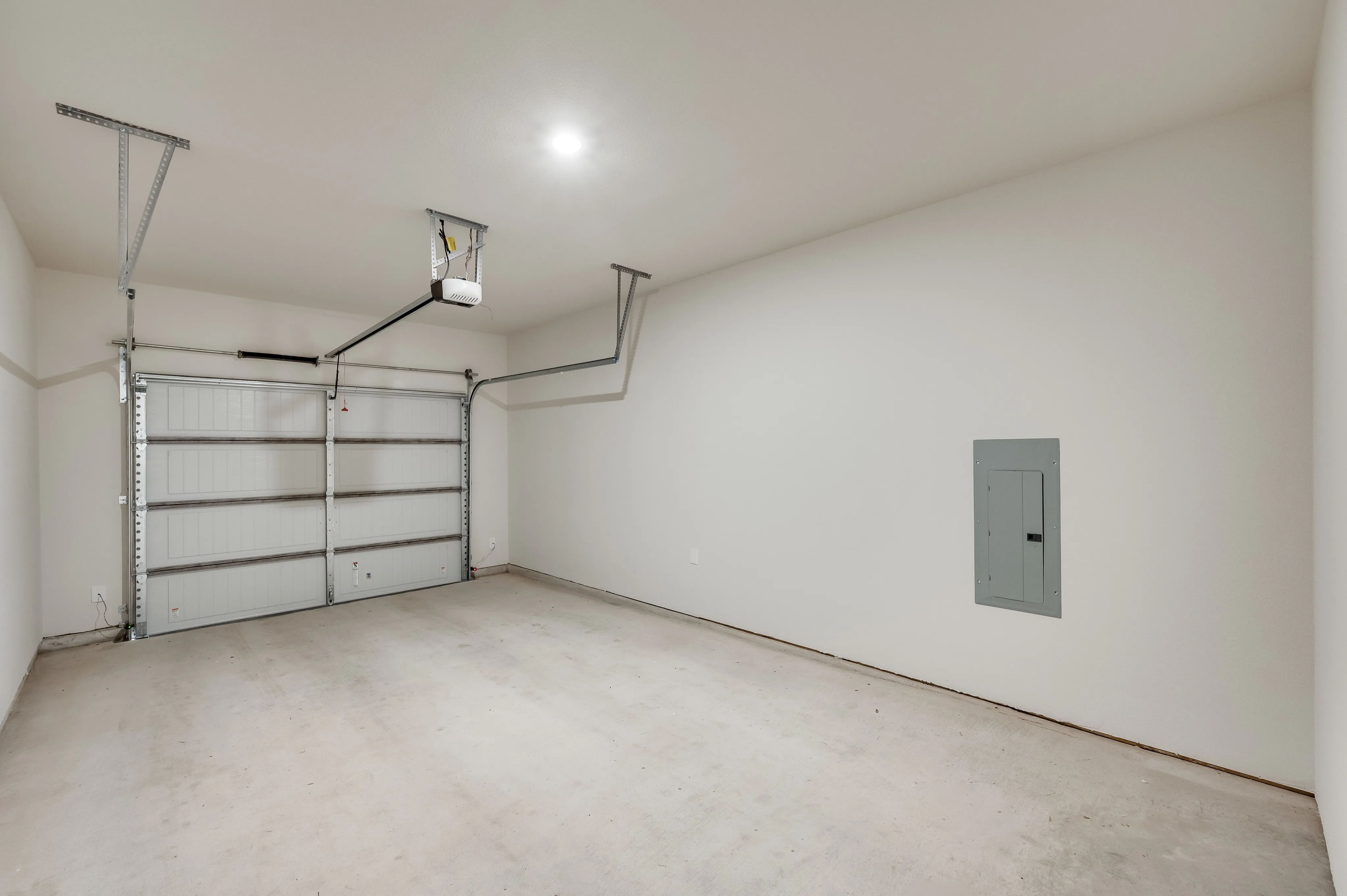 Attached Garage