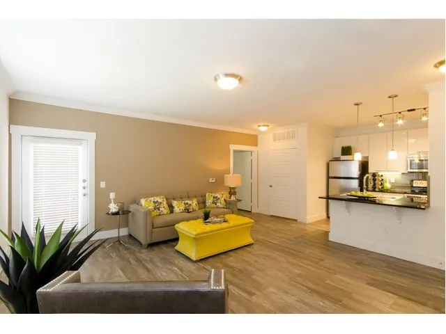 Spacious Living Area | Apartments Seabrook TX | The Towers of Seabrook