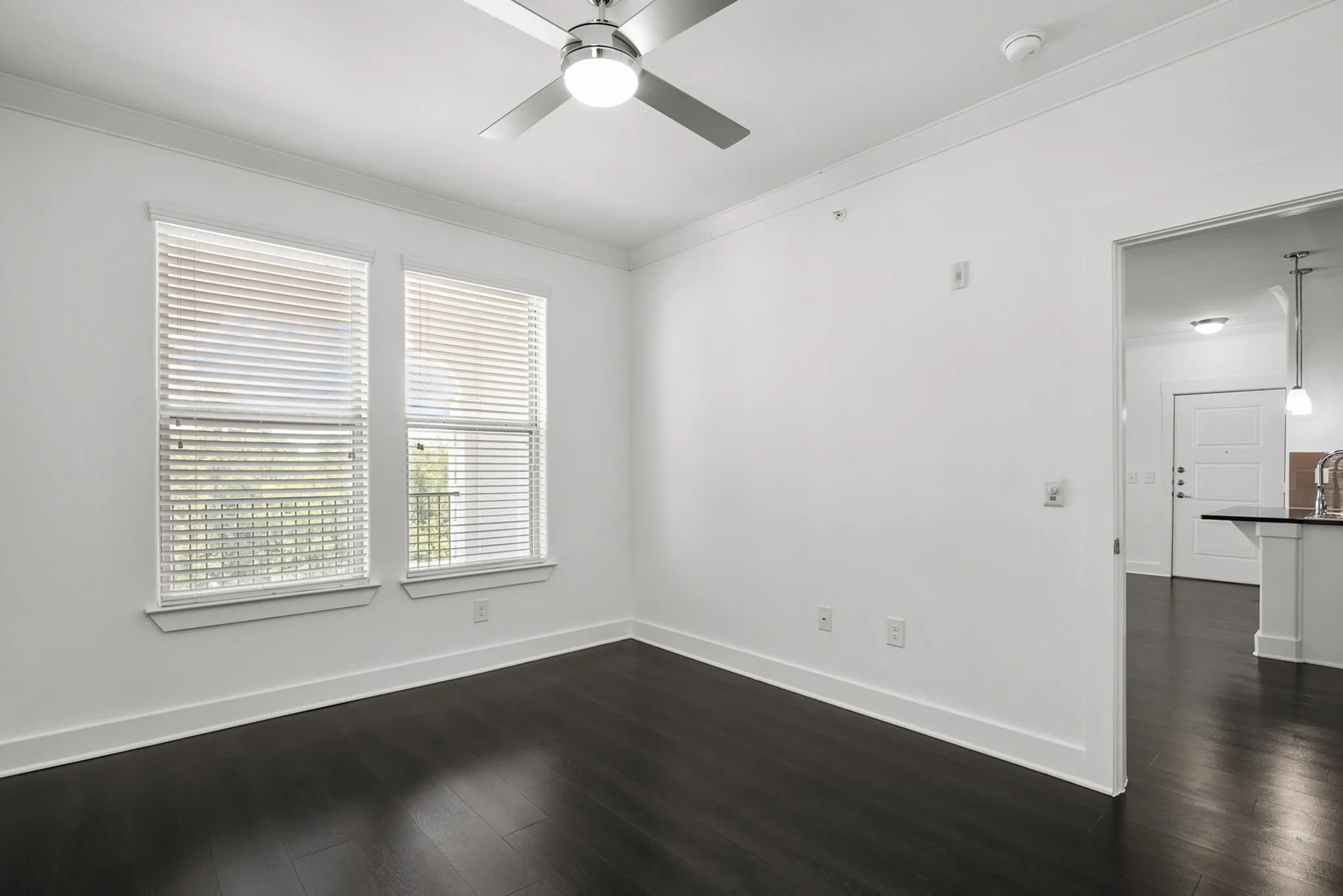 Floor Plan 2 Bedroom | Apartments Conroe TX | The Towers Woodland