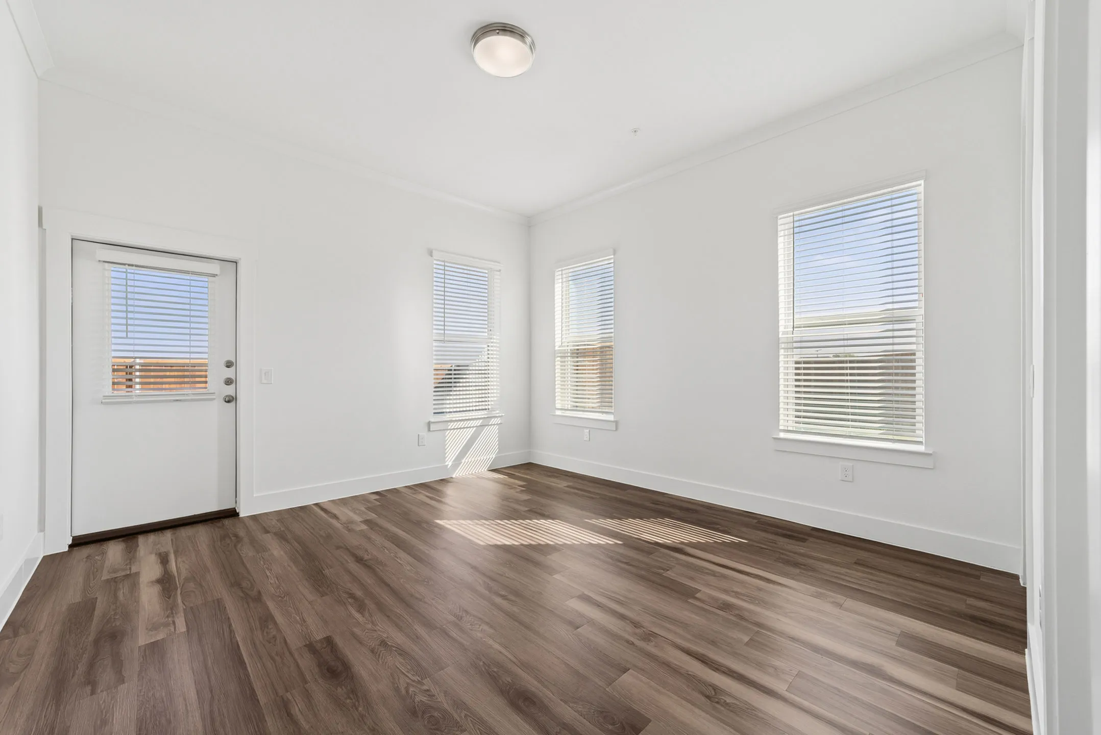 Floor Plan 1 Bedroom | Apartments Denton | The Luxe of Denton