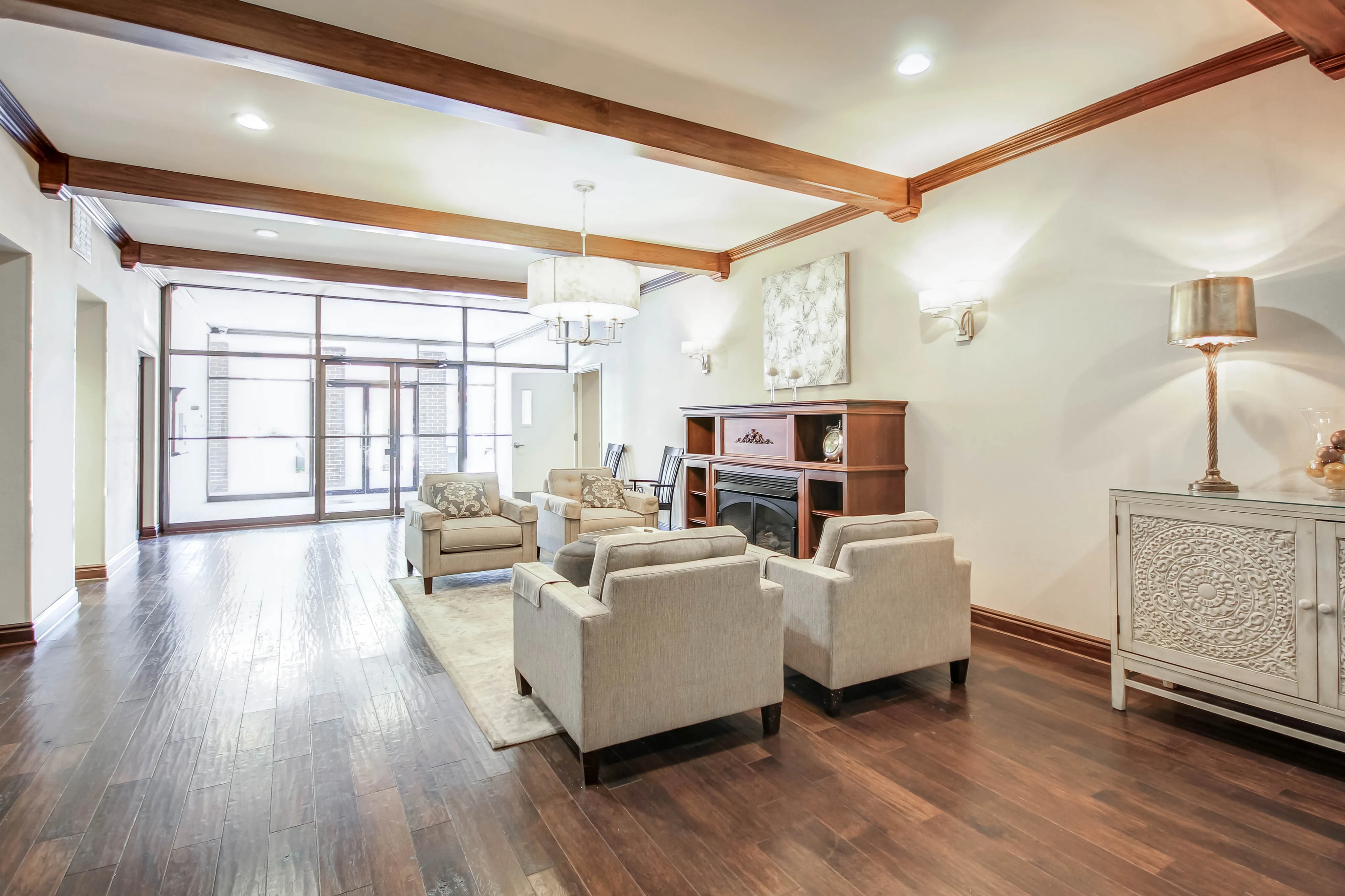 Image of Newly Renovated Lobby and Hallways for Grandview Pointe Apartments
