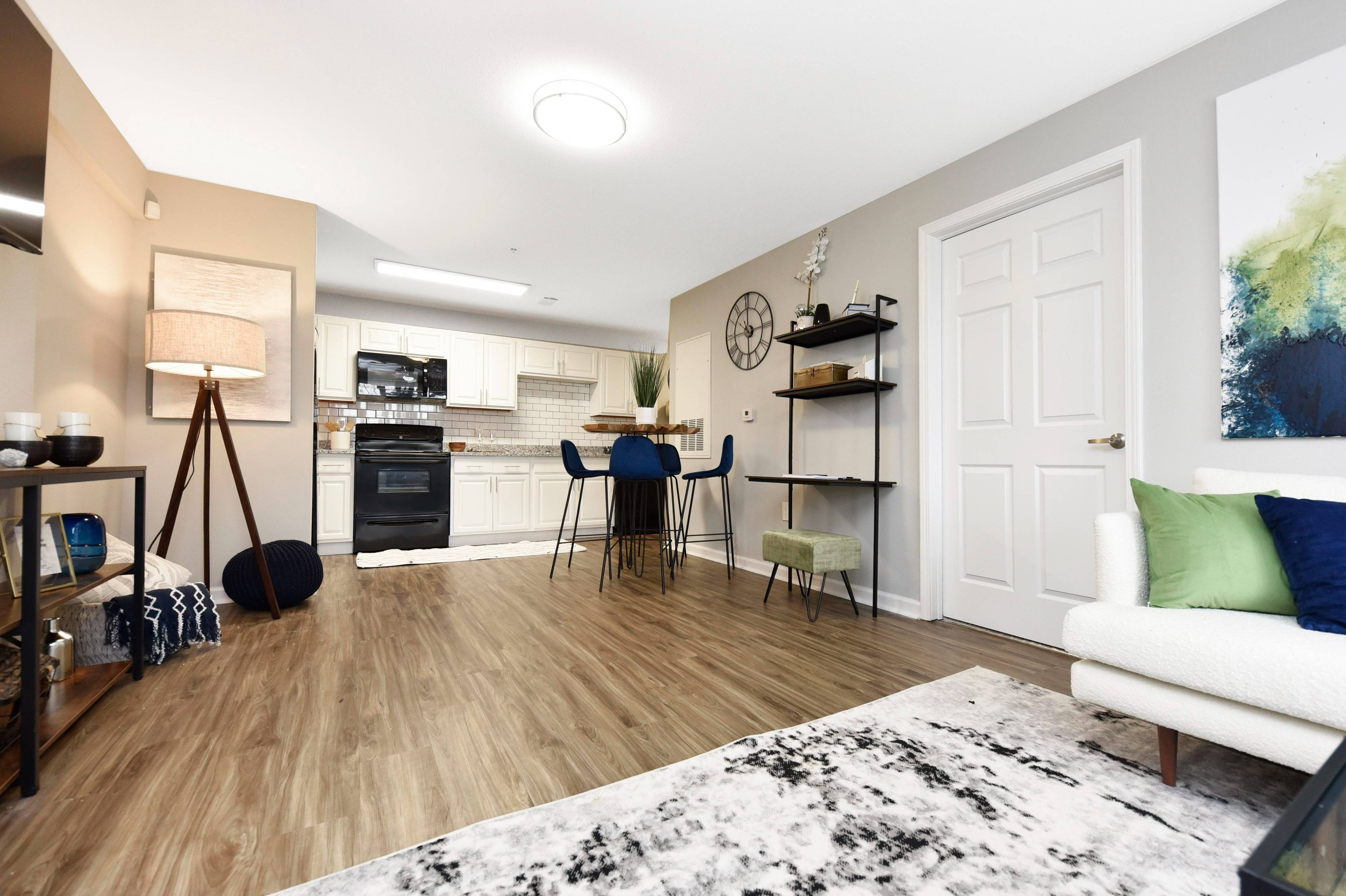 View Photos & Take A Virtual Tour Grayson