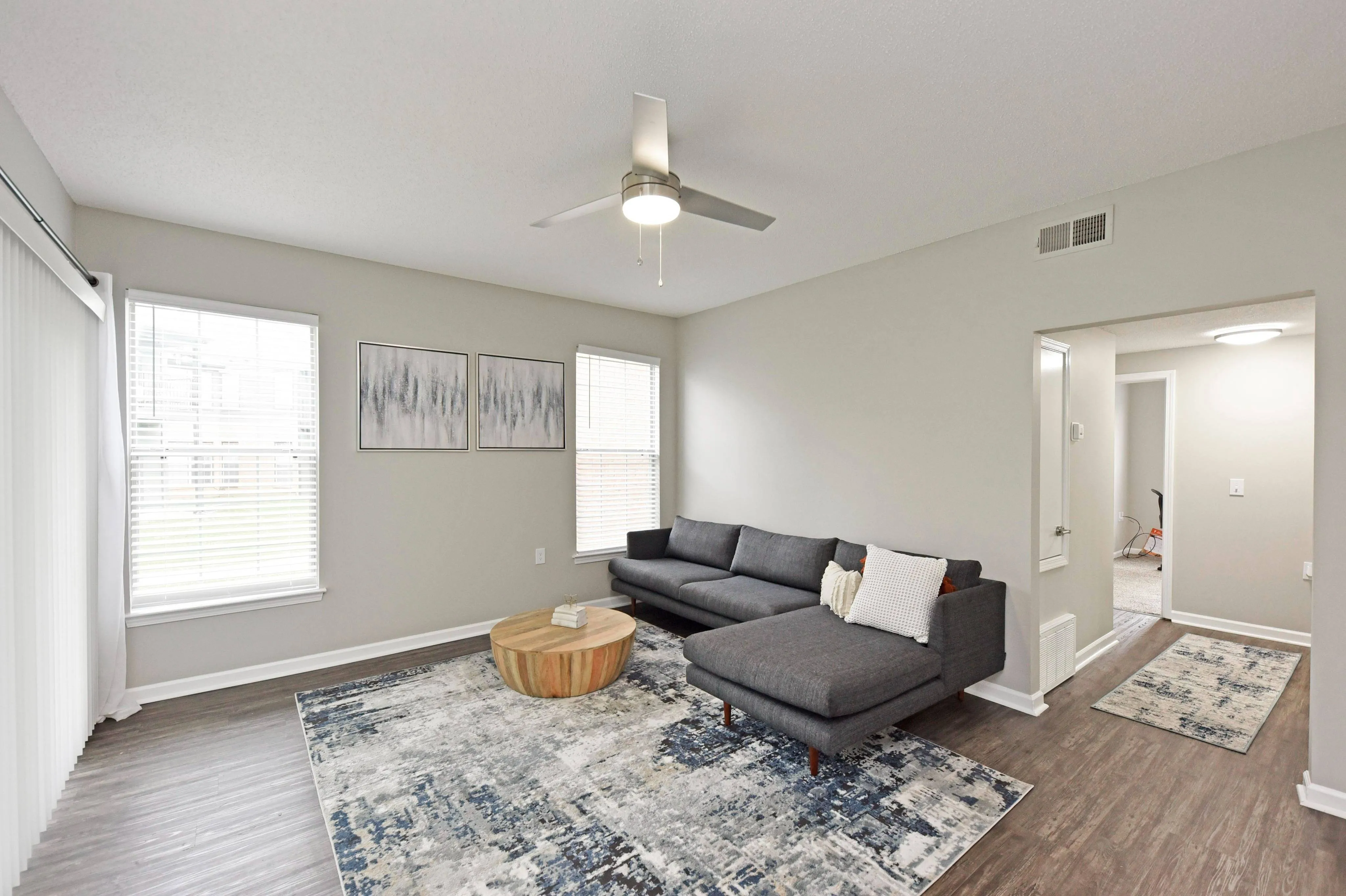 View Photos & Take A Virtual Tour The Easton Apartment Homes
