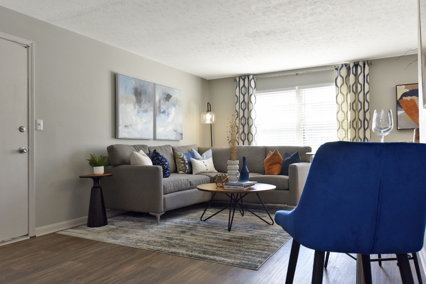 View Photos & Take A Virtual Tour Union at JTown