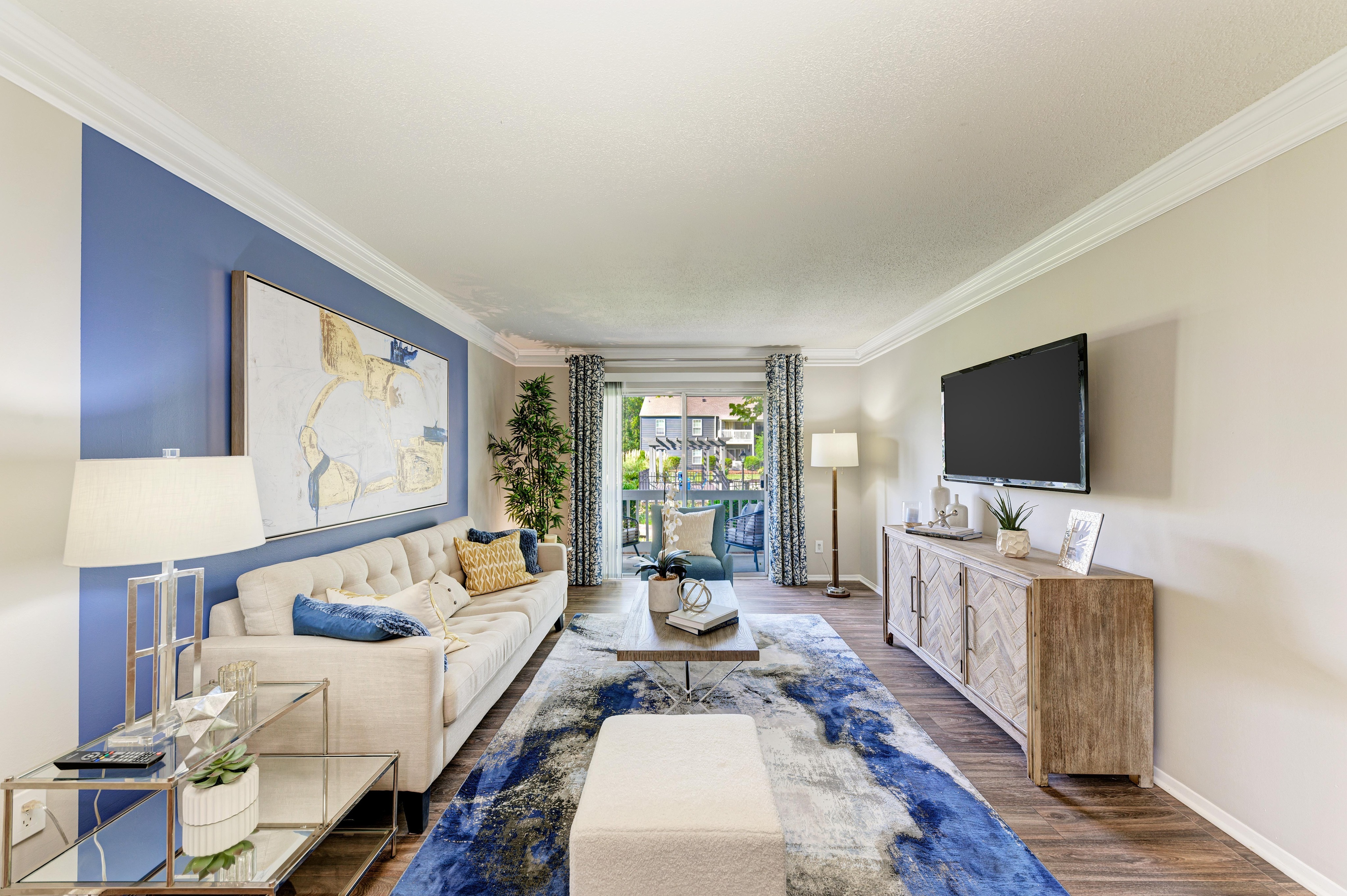 View Photos & Take A Virtual Tour | Arbor Walk