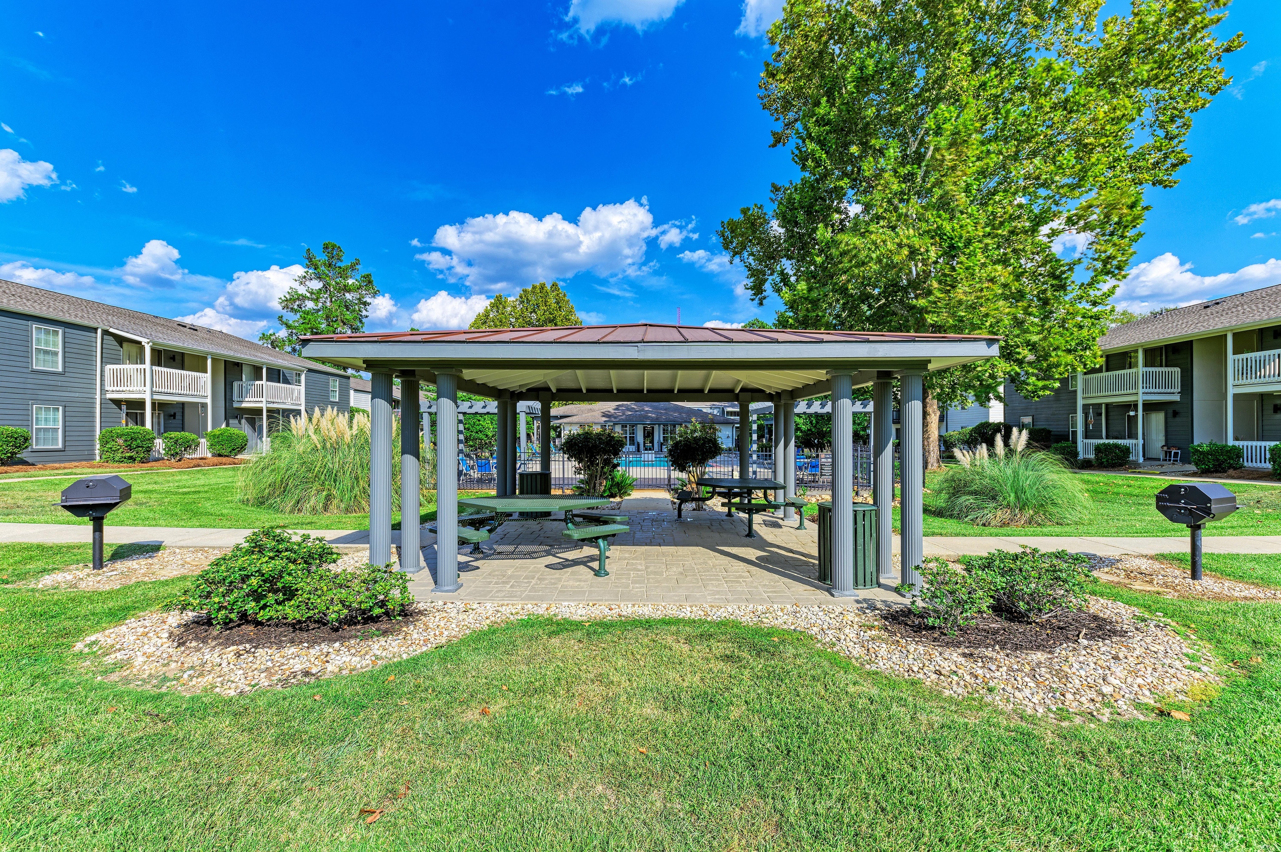 View Photos & Take A Virtual Tour | Arbor Walk