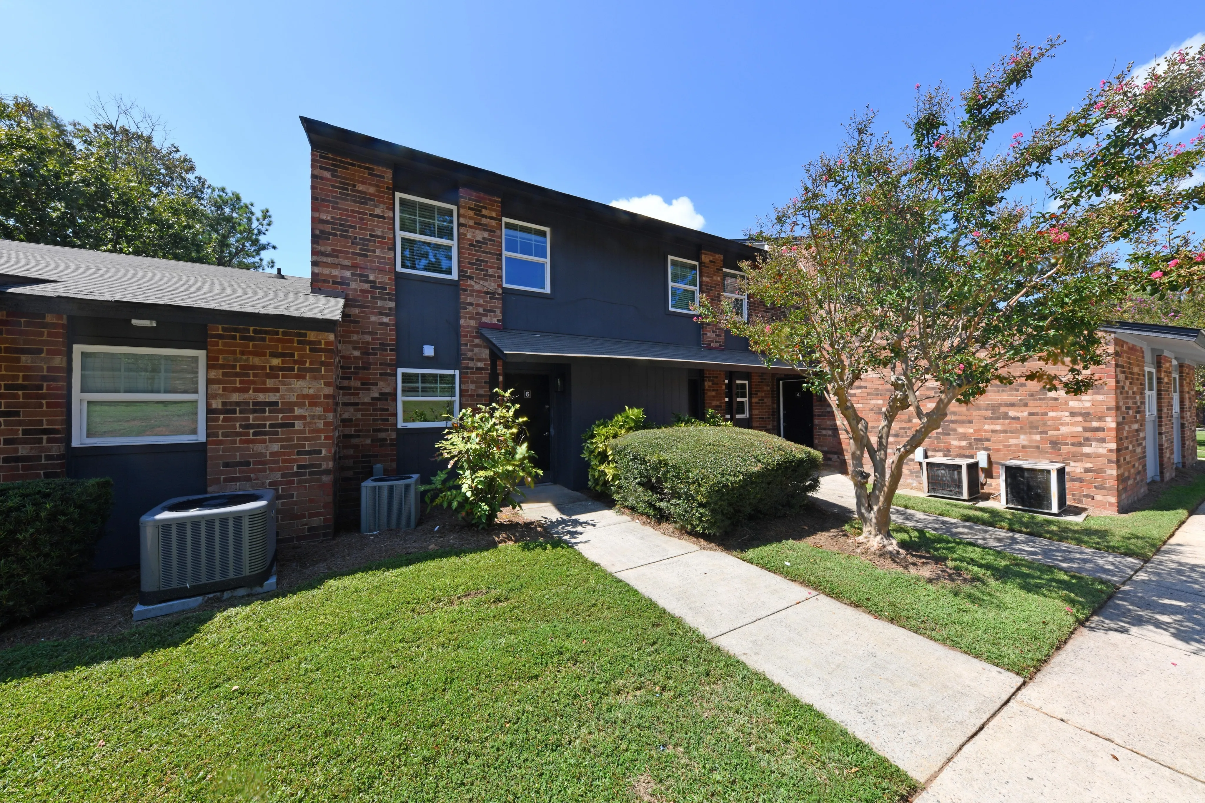 The Huntley Apartments