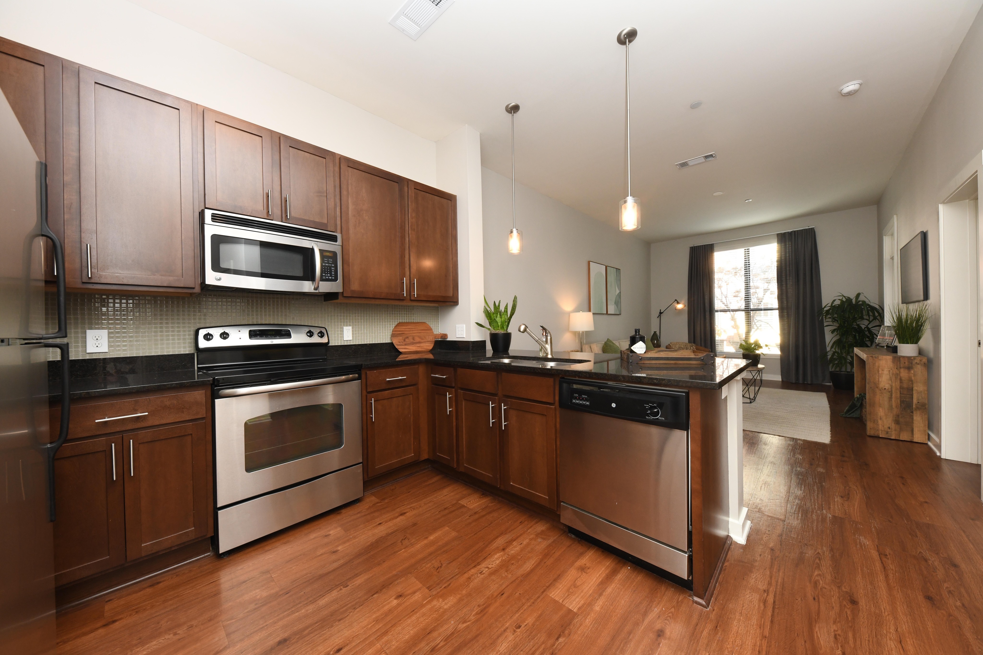 View Photos & Take A Virtual Tour Pine Street Flats