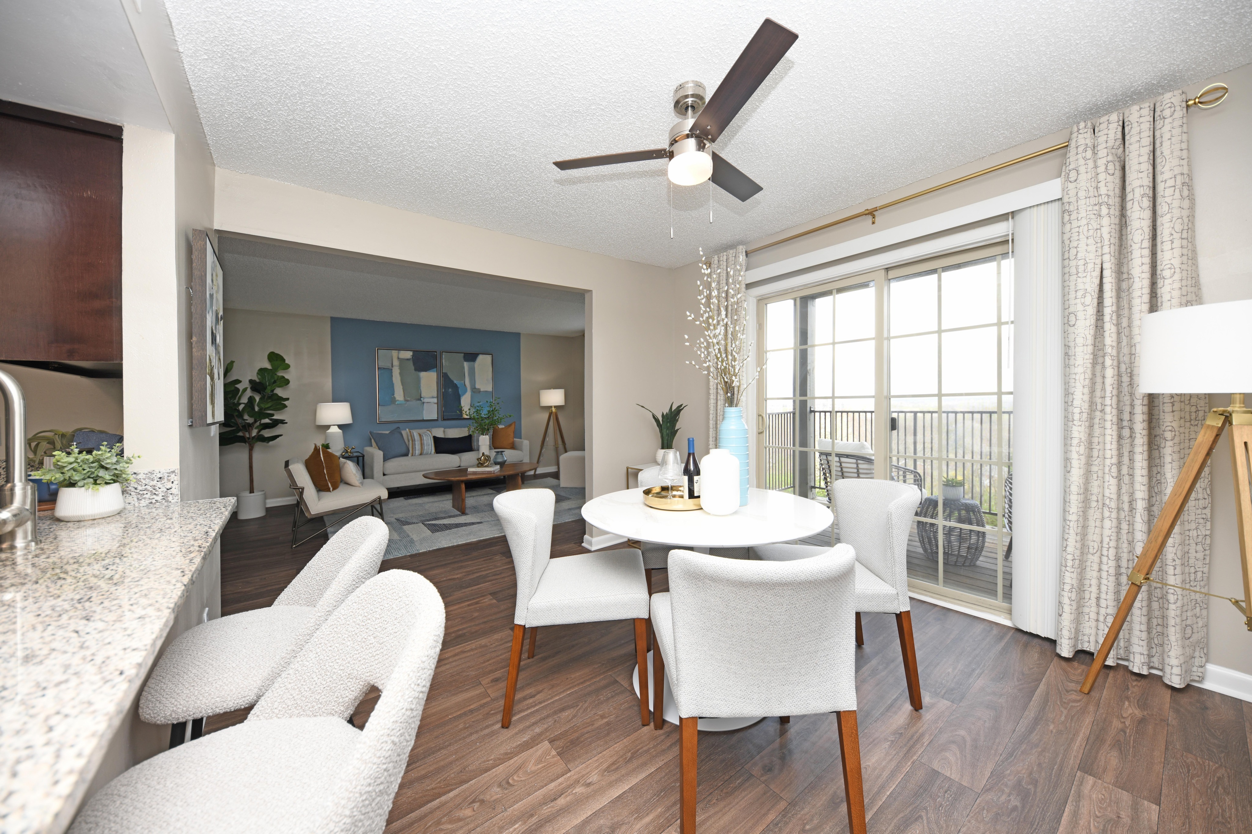 View Photos & Take A Virtual Tour | Views of Brentwood