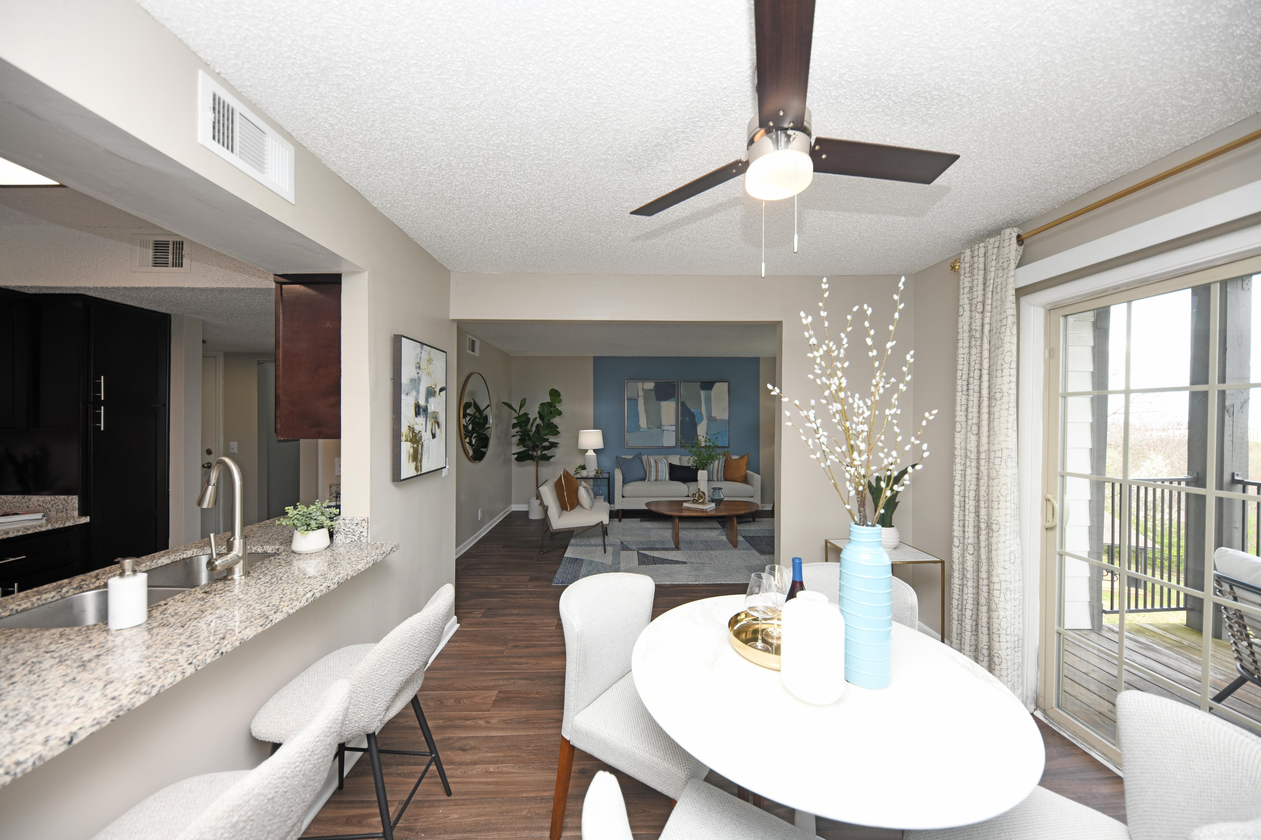 View Photos & Take A Virtual Tour | Views of Brentwood