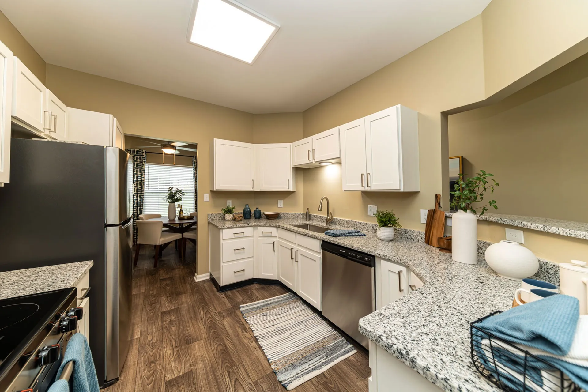Cooper Creek Apartments in Louisville, KY