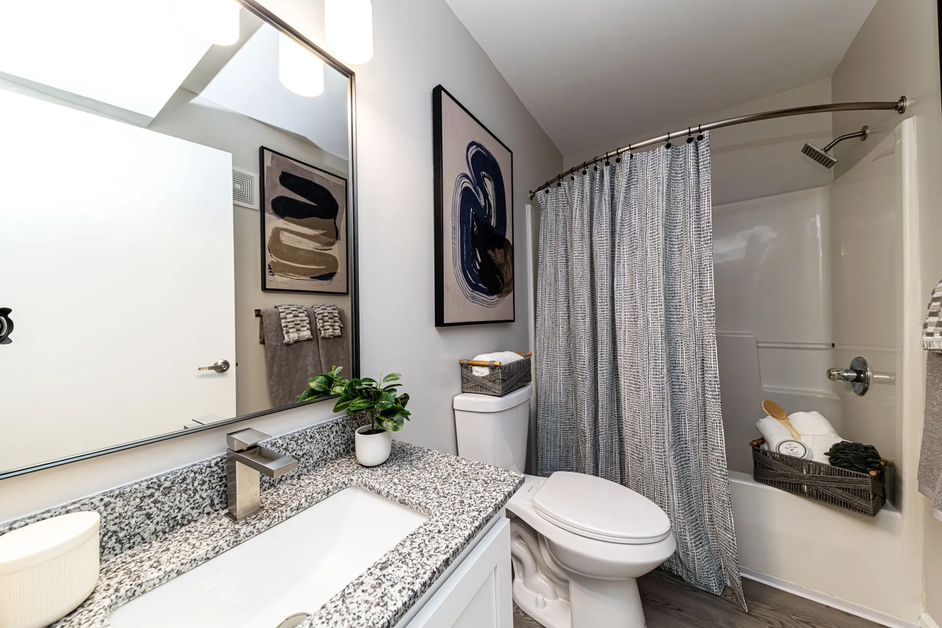 Apartments in Piedmont