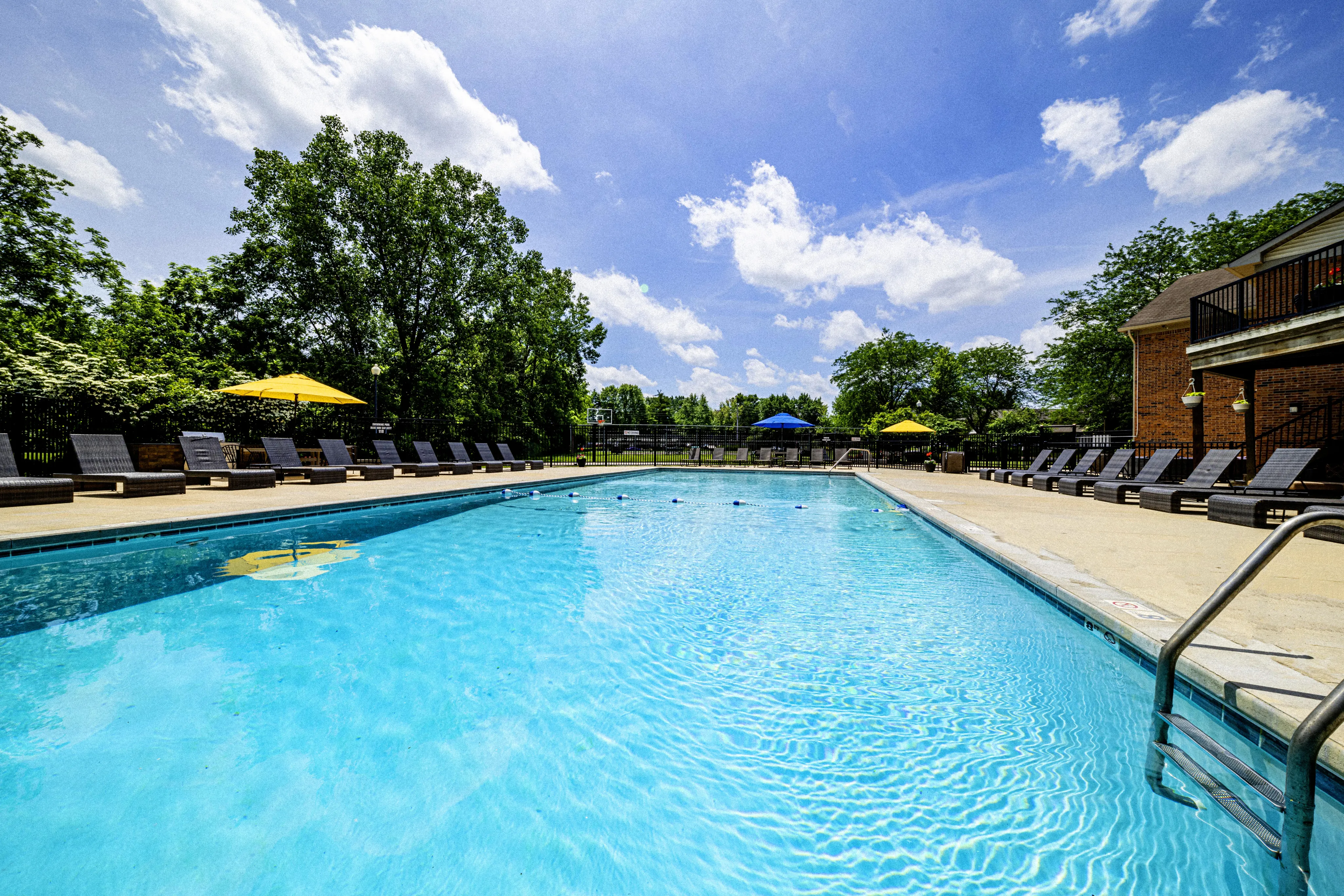 Swimming Pool with Sundeck