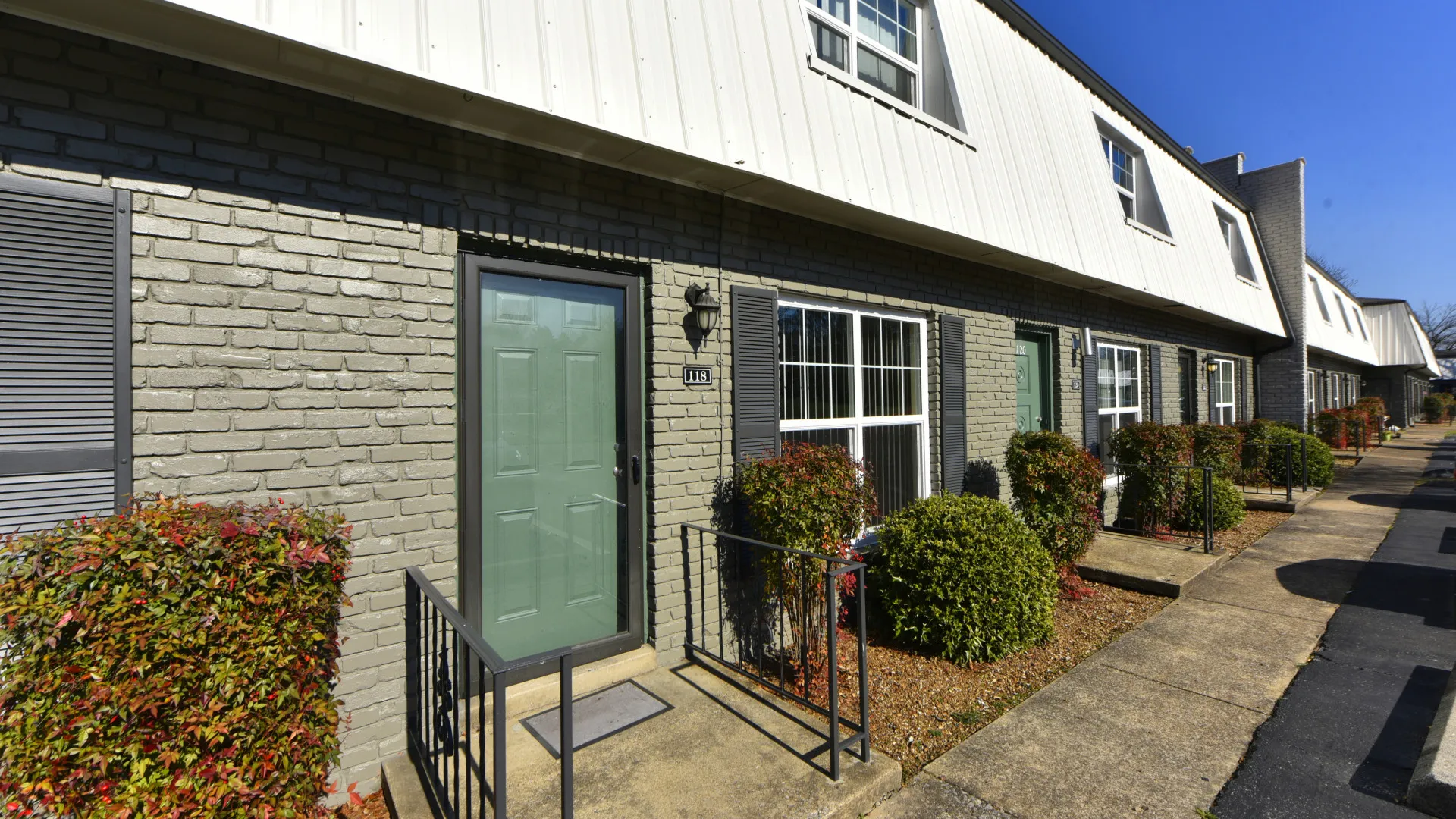 Veranda at the Ridge