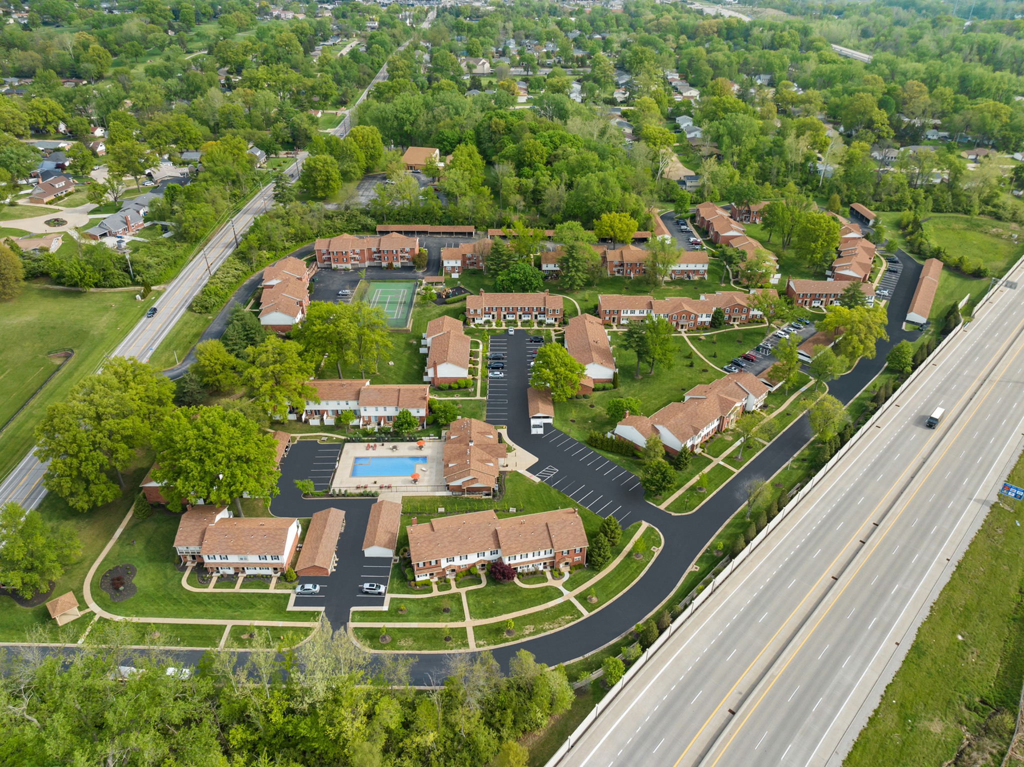 Exploring Chesterfield, MO and St. Louis City Access (2026 Guide)-image