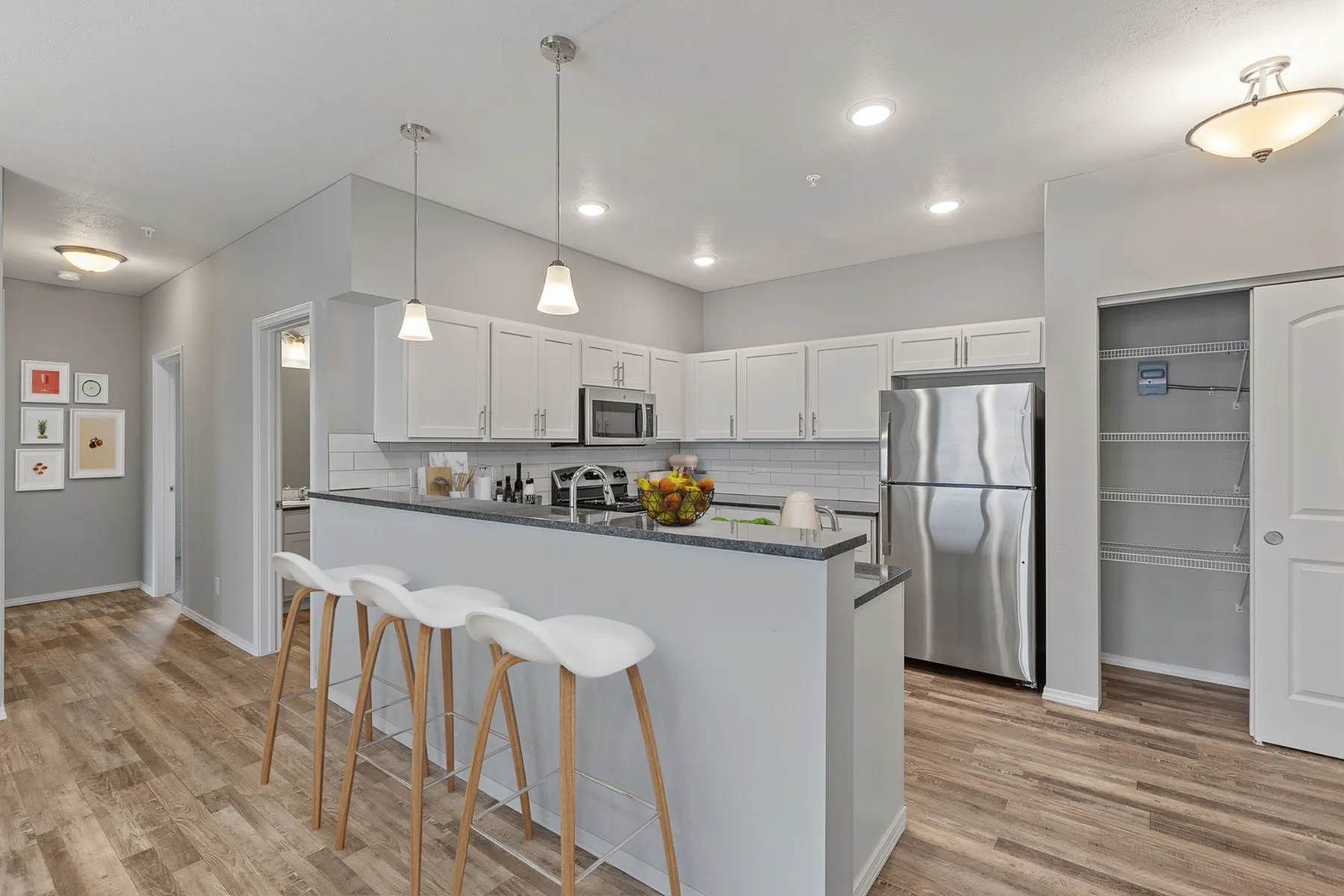 Apartment Amenities - Stainless Steel Appliances