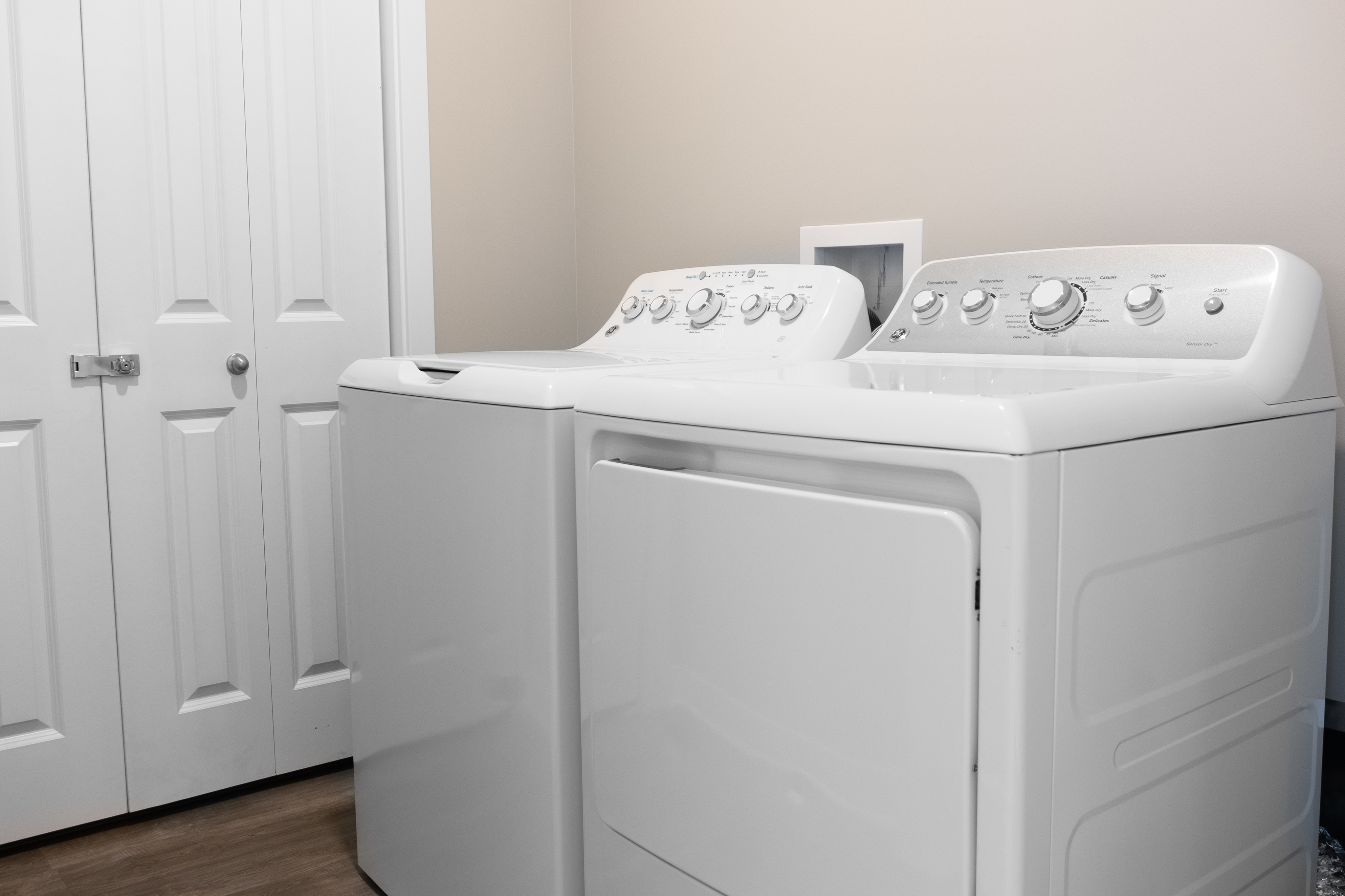 Full-Size Washer/Dryer In All Homes