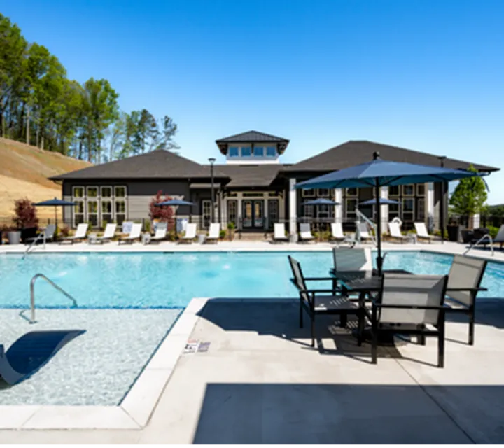 Pool with background image