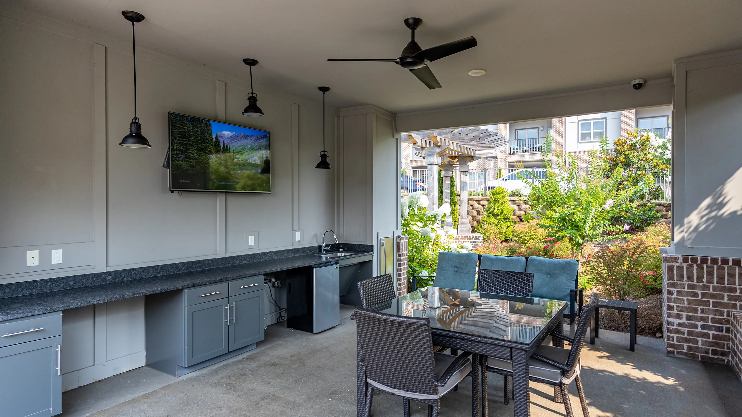 Outdoor Lounge