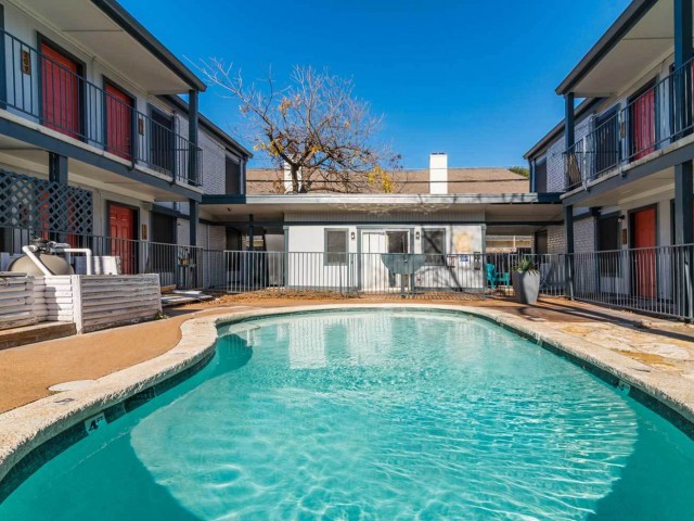 Pool View 4