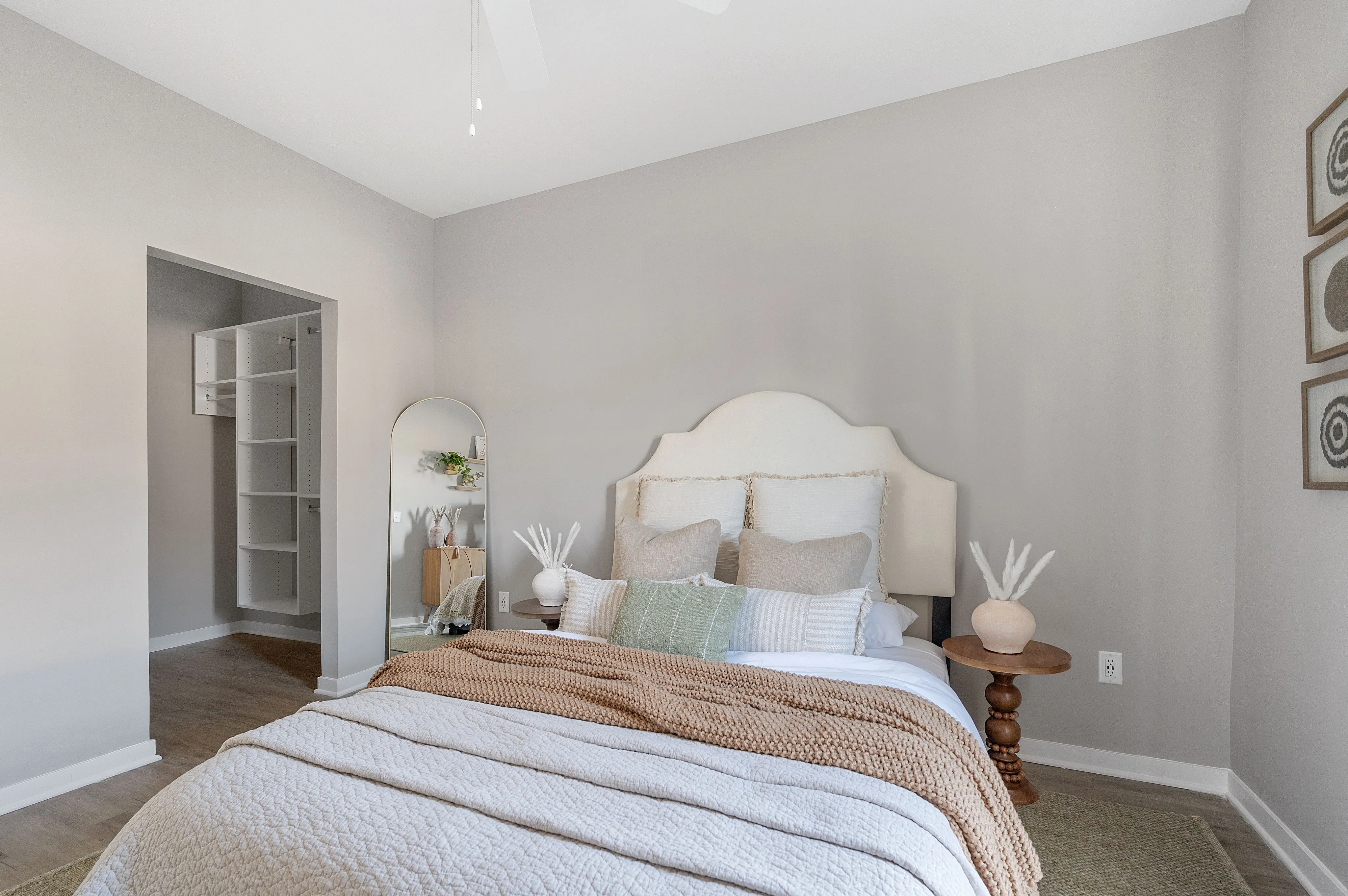 Bedroom V2
