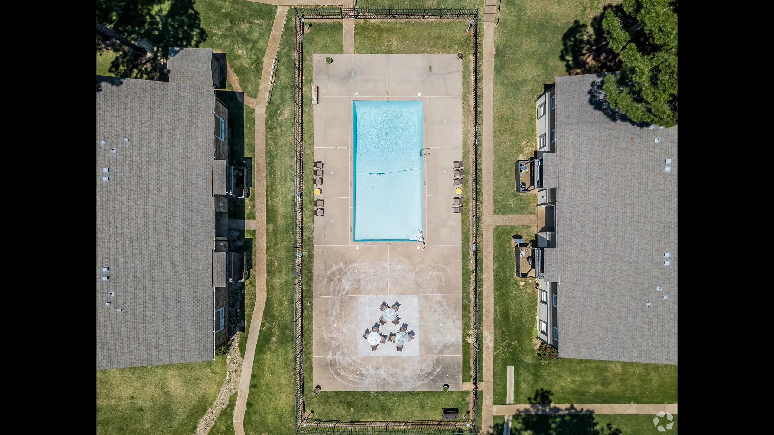 Coves at Yale - Aerial Pool View
