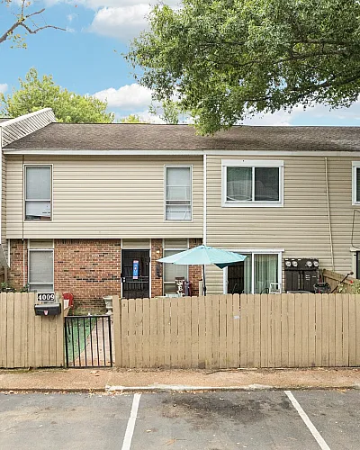 Rivergrove - Townhouse Exterior
