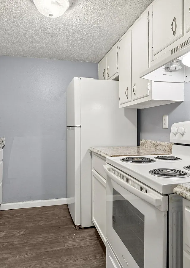 Rivergrove - Compact Kitchen