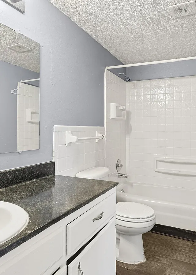 Rivergrove - Bathroom Interior