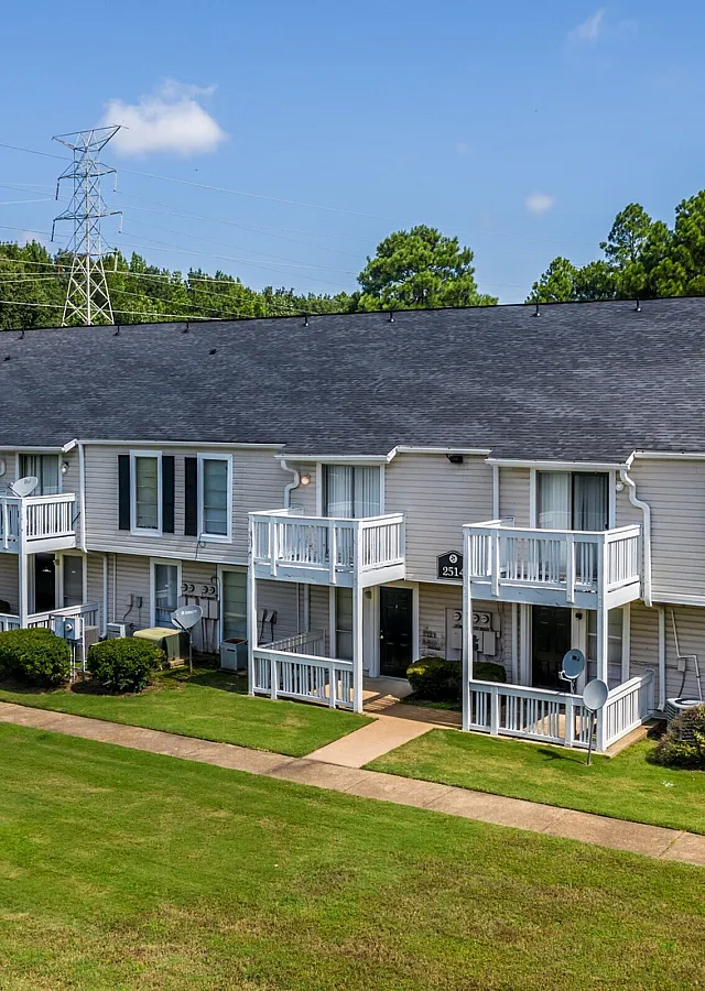 Avery Park Apartments - Exterior View