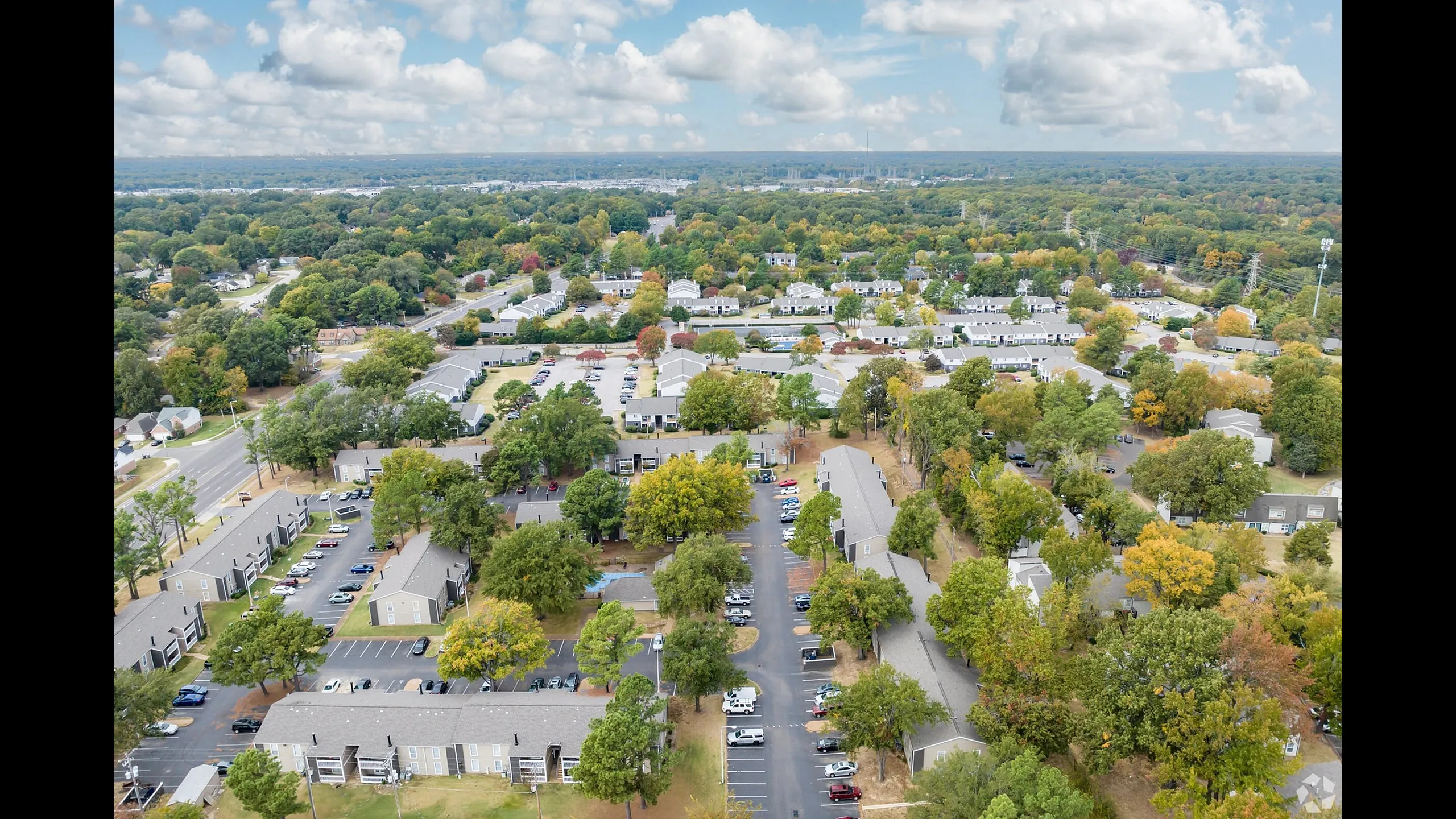 Aerial view of the neighborhood at Deerfield Apartments in Memphis, TN