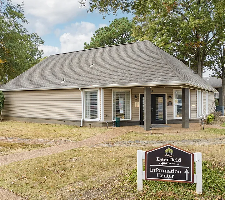 Leasing office with sign at Deerfield Apartments in Memphis, TN