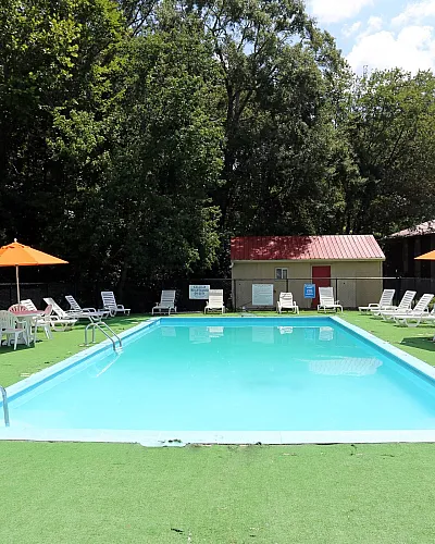 Sparkling outdoor swimming pool at Meadow Creek Apartments in Jackson, MS
