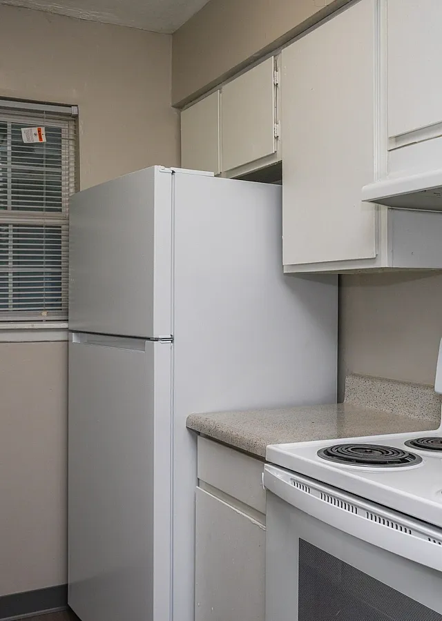Kitchen in 2 bedroom apartment at Meadow Creek Apartments in Jackson, MS