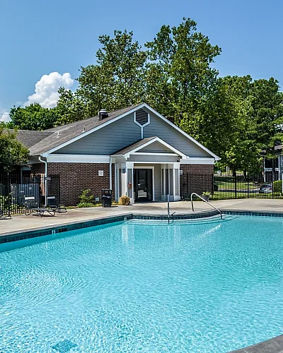 The Meadows Apartments - Outdoor Pool