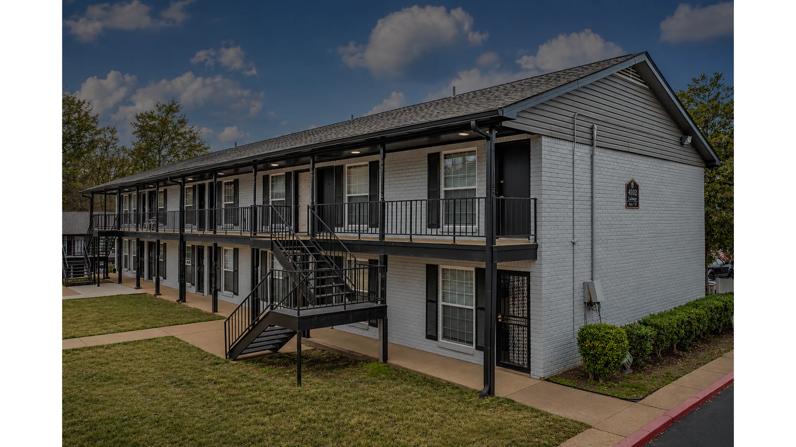 Lexington Apartments in Memphis - Exterior
