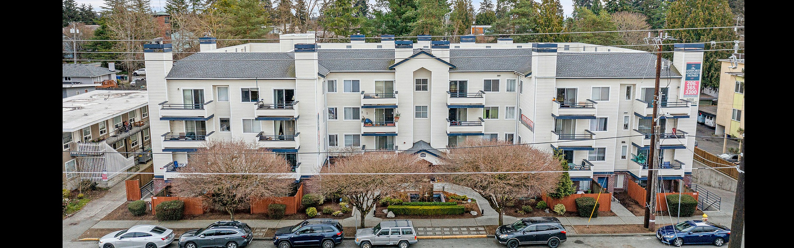 Ashford Apartments - Exterior View