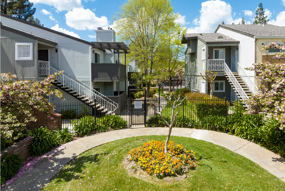 The Brookside Apartments Apartments In Carmichael, CA