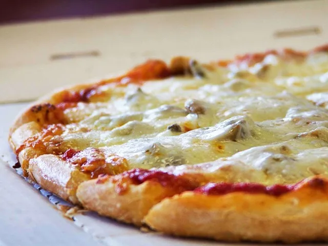 Greg’s Pizza