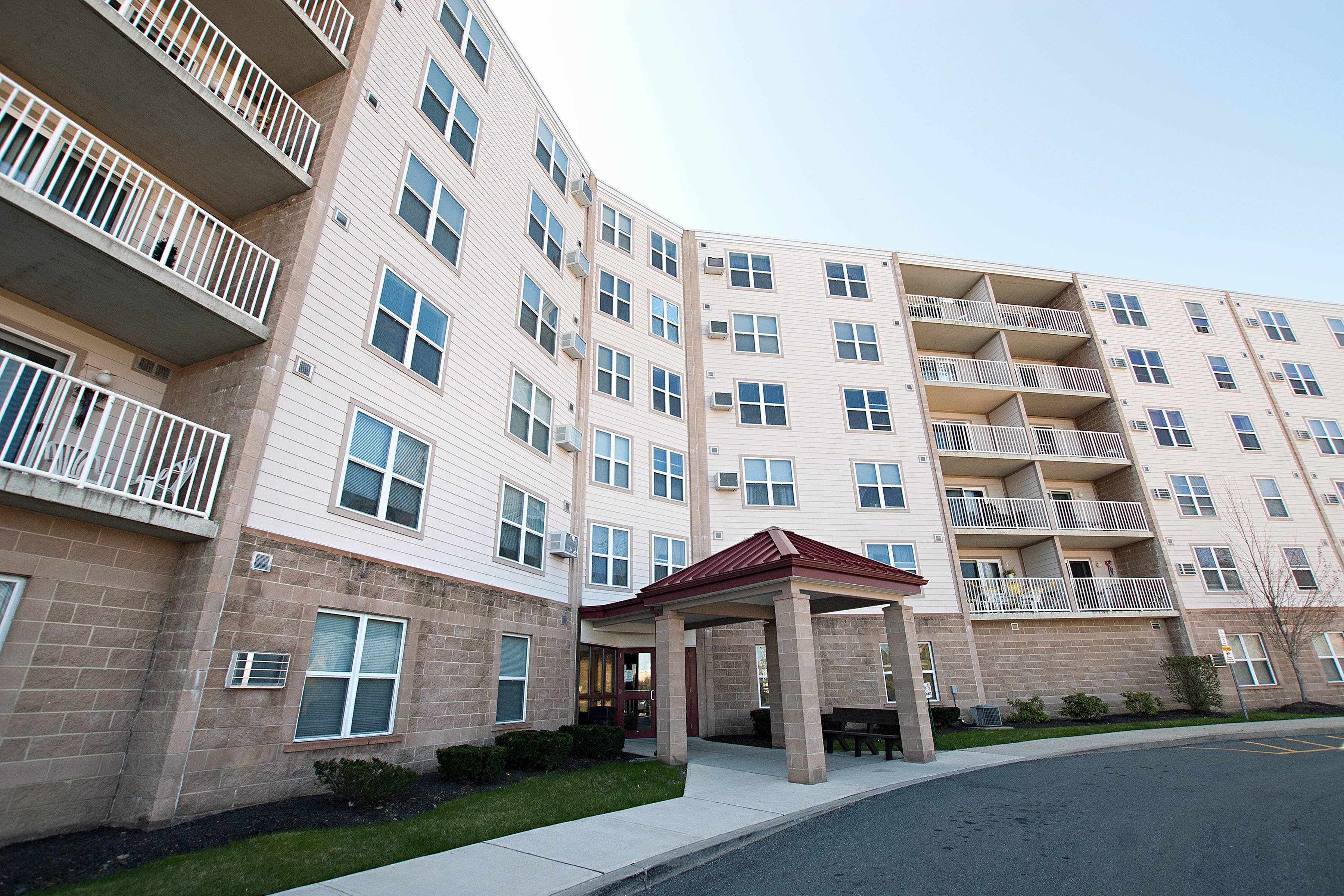 62+ Senior Living in Middletown, NY Wallkill Living Center