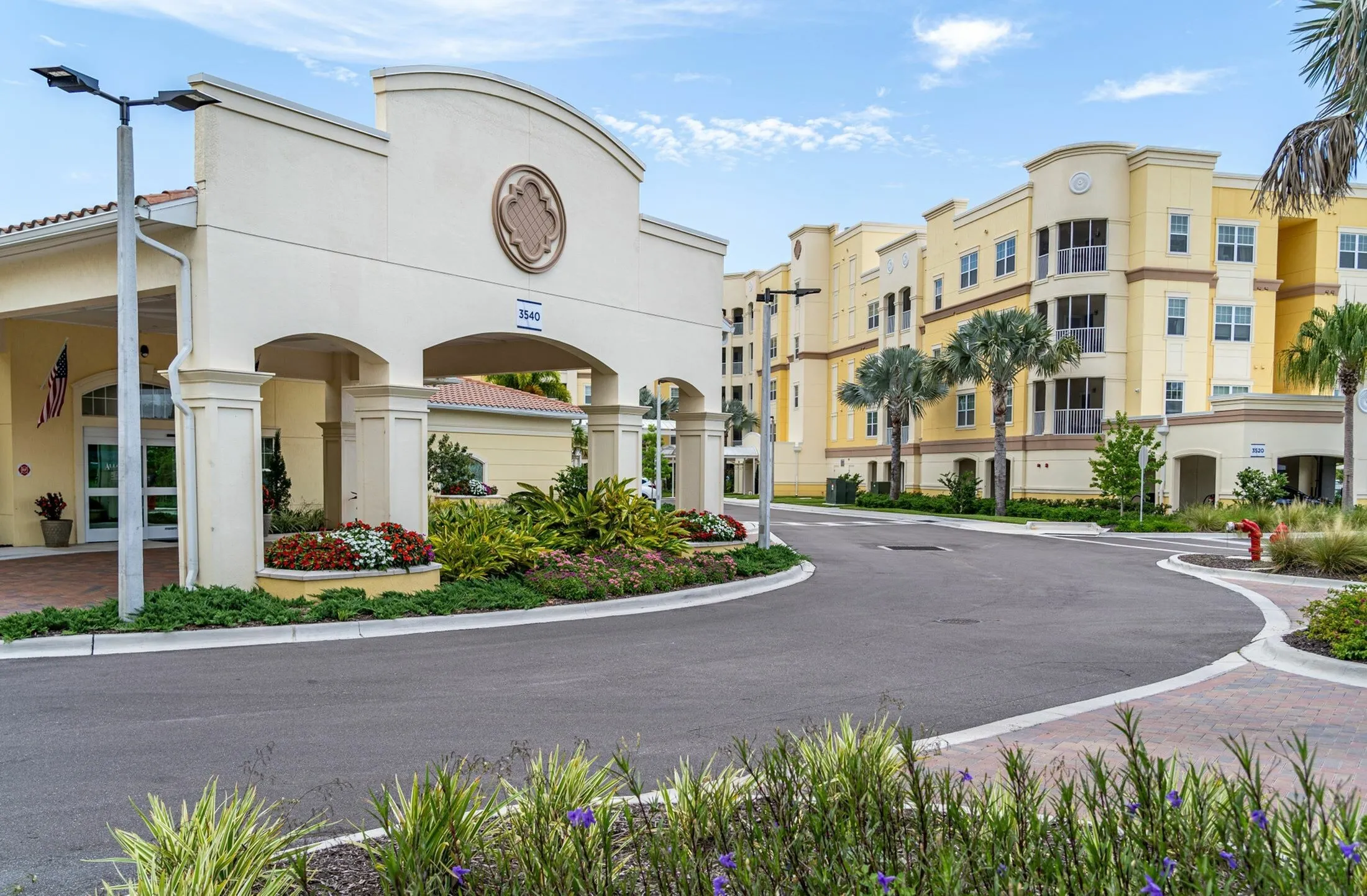 Sarasota FL Apartments For Rent | Alloro at University Groves