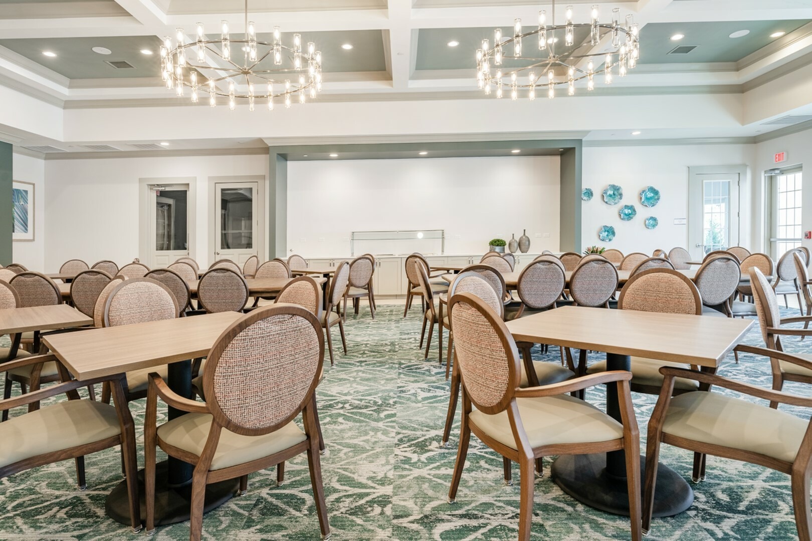 Spacious Dining Room | Apartment in Sarasota, FL | Alloro at University Groves
