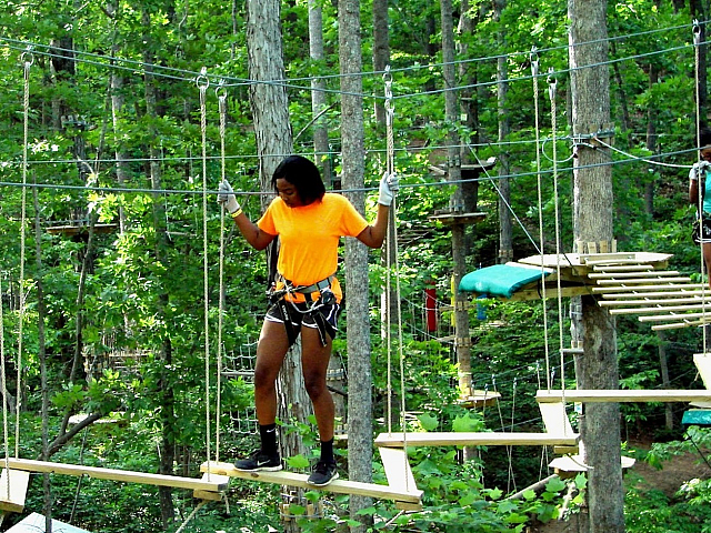 Treetop Quest-Women Ziplining