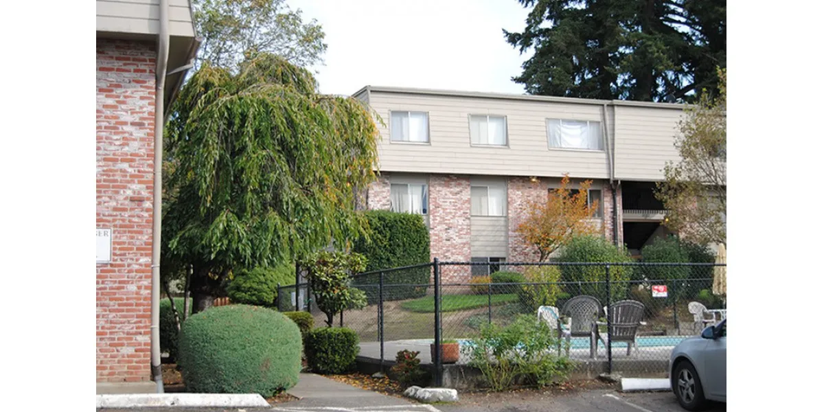 Exterior 2