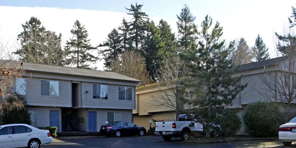 Raleigh Pines - Portland Oregon